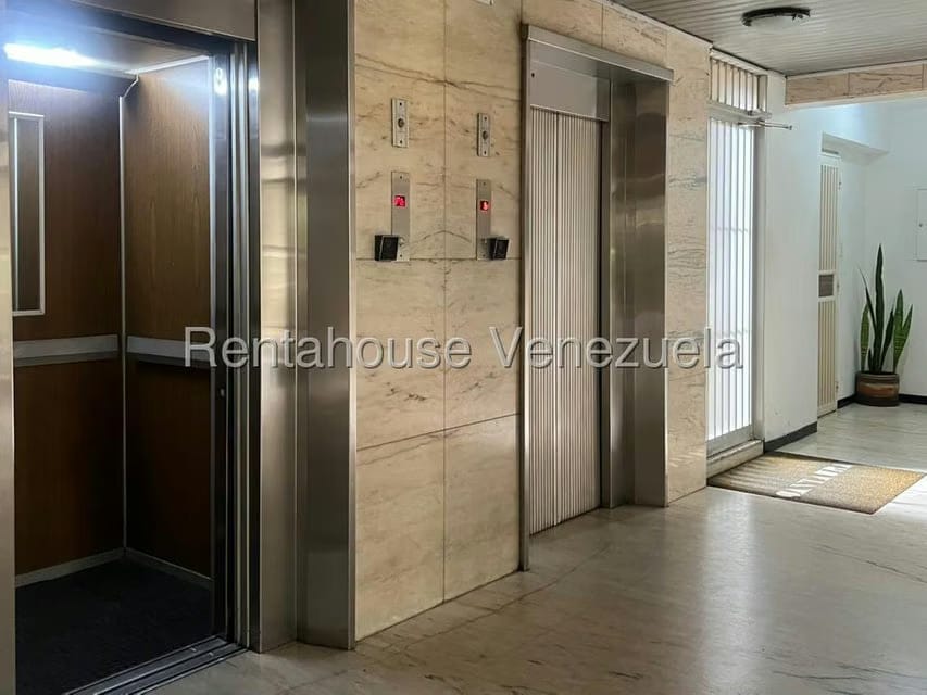 Apartamento (1 Nivel) en Venta en El Paraiso, Distrito Metropolitano - 46