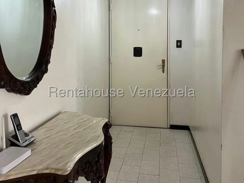 Apartamento (1 Nivel) en Venta en El Paraiso, Distrito Metropolitano - 6