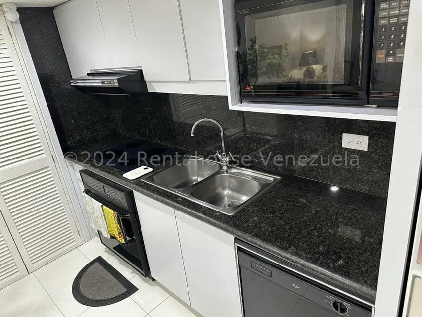 Apartamento (1 Nivel) en Venta en Altamira, Distrito Metropolitano - 12