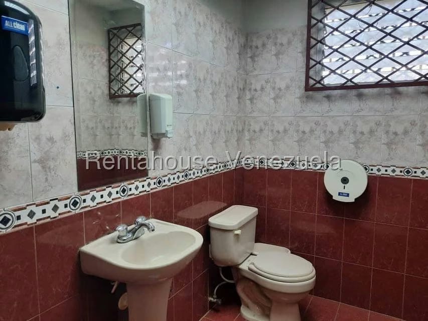 Comercial (Local Comercial) en Alquiler en Avenida Bolivar, Zulia - 9