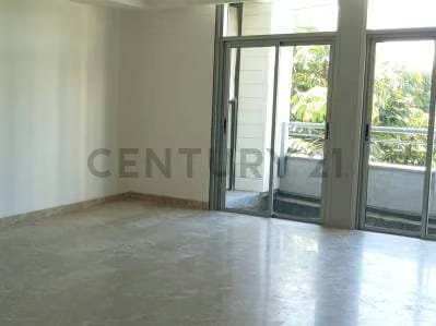 Lujoso Apartamento Triplex en Venta en La Castellana - 8