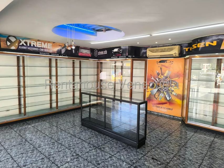 Comercial (Local Comercial) en Alquiler en Las Acacias, Distrito Metropolitano - 11