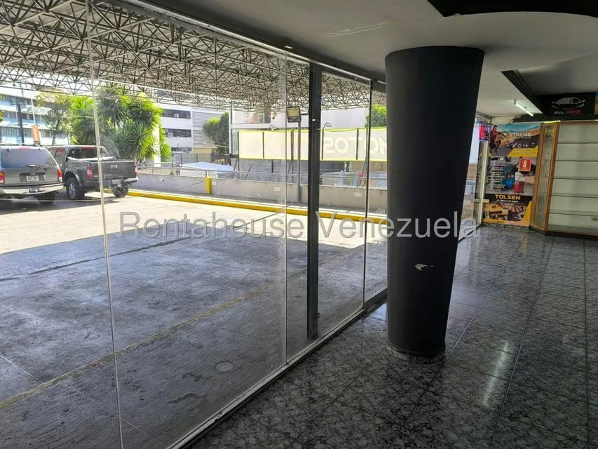 Comercial (Local Comercial) en Alquiler en Las Acacias, Distrito Metropolitano - 27
