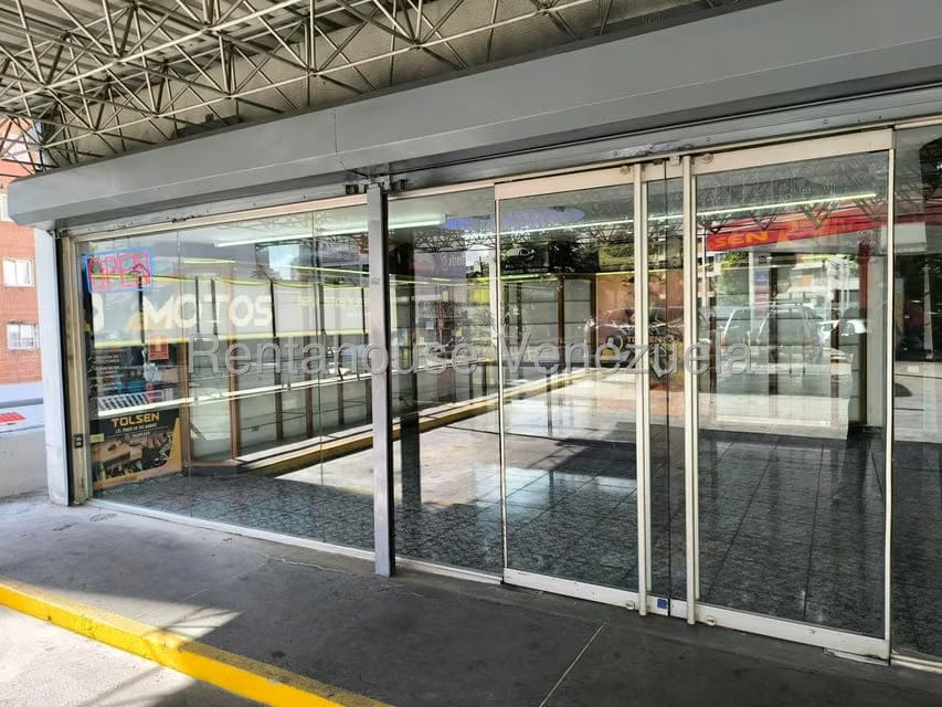 Comercial (Local Comercial) en Alquiler en Las Acacias, Distrito Metropolitano - 9