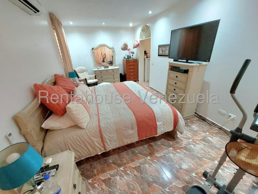 Casa (1 Nivel) en Venta en Colinas de Vista Alegre, Distrito Metropolitano - 32