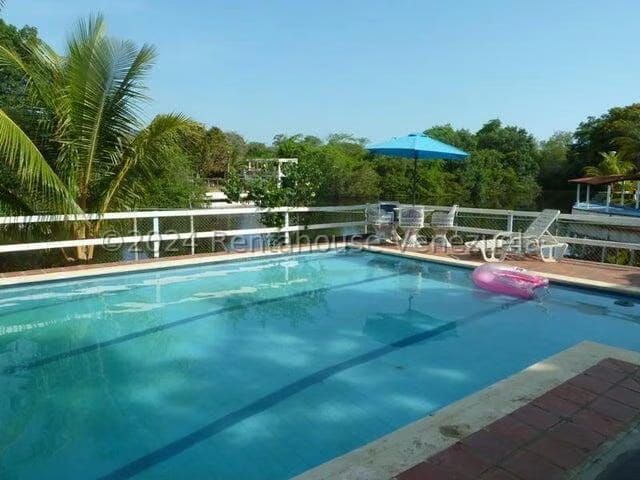 Casa (1 Nivel) en Venta en Los Canales de Rio Chico, Miranda - 29