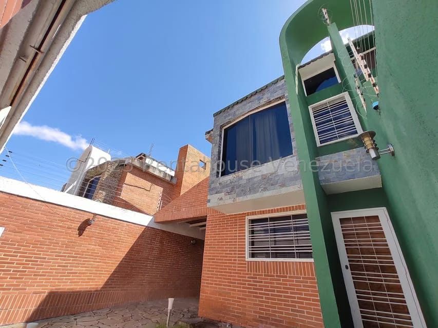 Casa (Multipes Niveles) en Venta en San Pablo, Aragua - 3