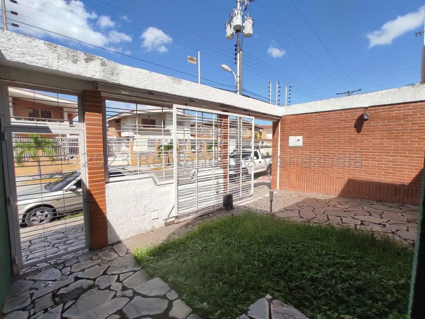 Casa (Multipes Niveles) en Venta en San Pablo, Aragua - 4