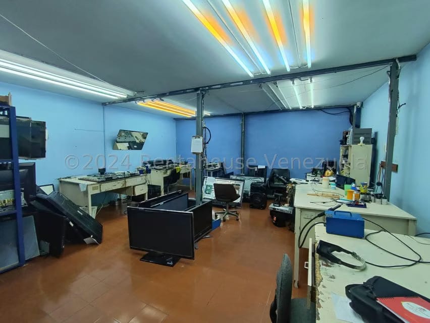 Negocios y Empresas (Comercio) en Venta en Centro, Lara - 12