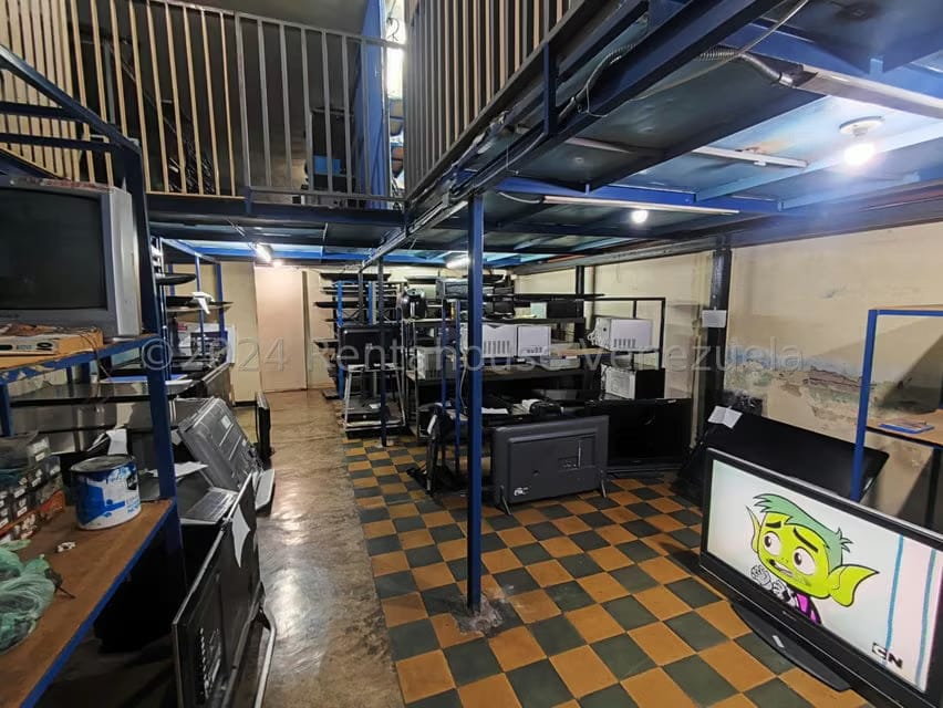 Negocios y Empresas (Comercio) en Venta en Centro, Lara - 14