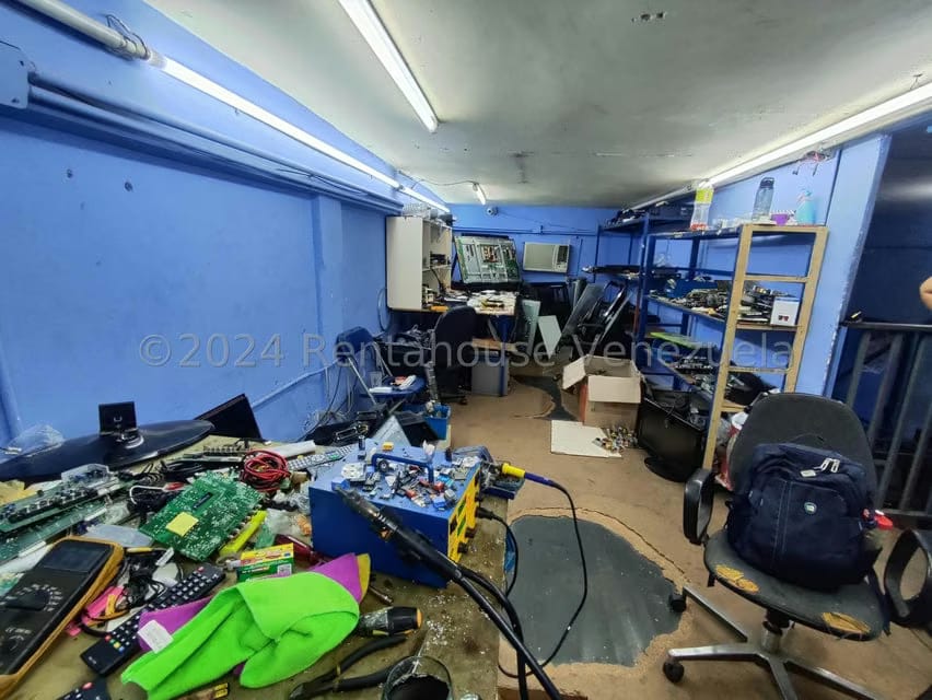 Negocios y Empresas (Comercio) en Venta en Centro, Lara - 16