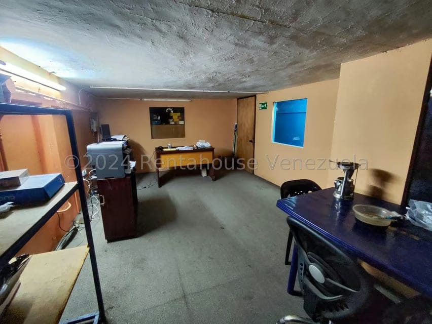 Negocios y Empresas (Comercio) en Venta en Centro, Lara - 27