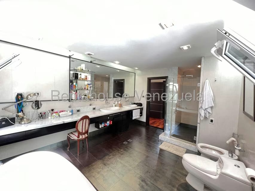 Casa (Duplex) en Venta en La Lagunita Country Club, Distrito Metropolitano - 20
