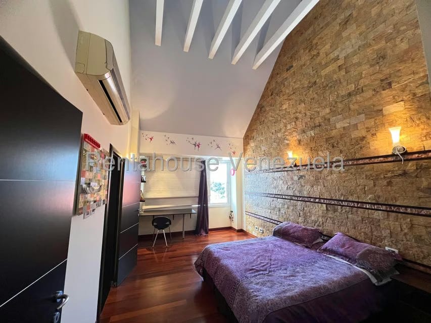 Casa (Duplex) en Venta en La Lagunita Country Club, Distrito Metropolitano - 29