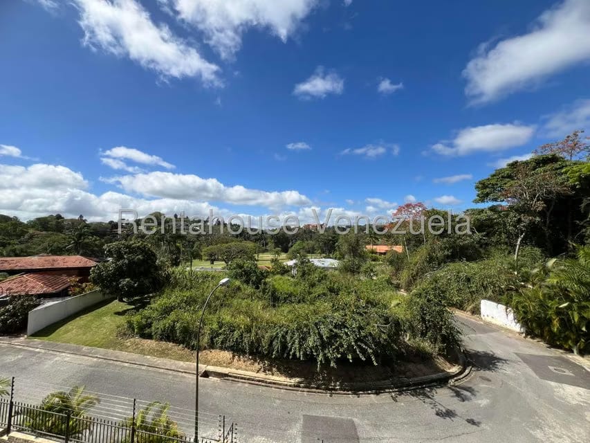Casa (Duplex) en Venta en La Lagunita Country Club, Distrito Metropolitano - 51