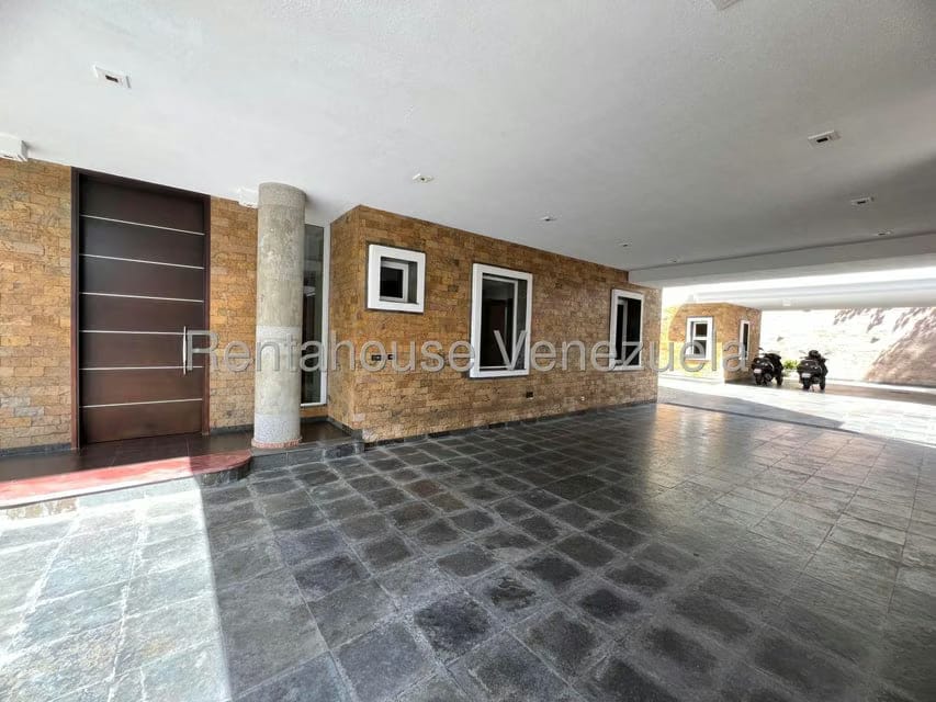 Casa (Duplex) en Venta en La Lagunita Country Club, Distrito Metropolitano - 54