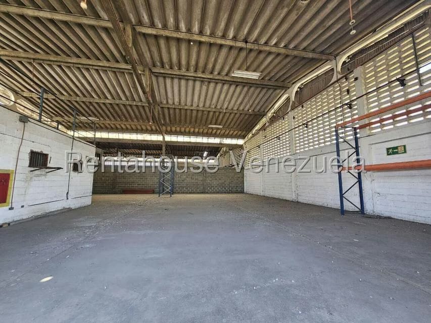 Comercial (Local Comercial) en Venta en Zona Industrial 1, Lara - 4