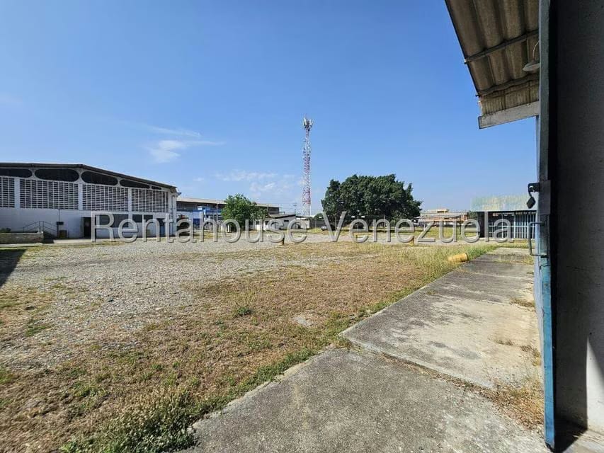 Comercial (Local Comercial) en Venta en Zona Industrial 1, Lara - 41