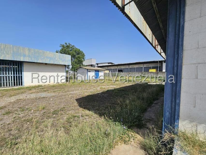 Comercial (Local Comercial) en Venta en Zona Industrial 1, Lara - 43
