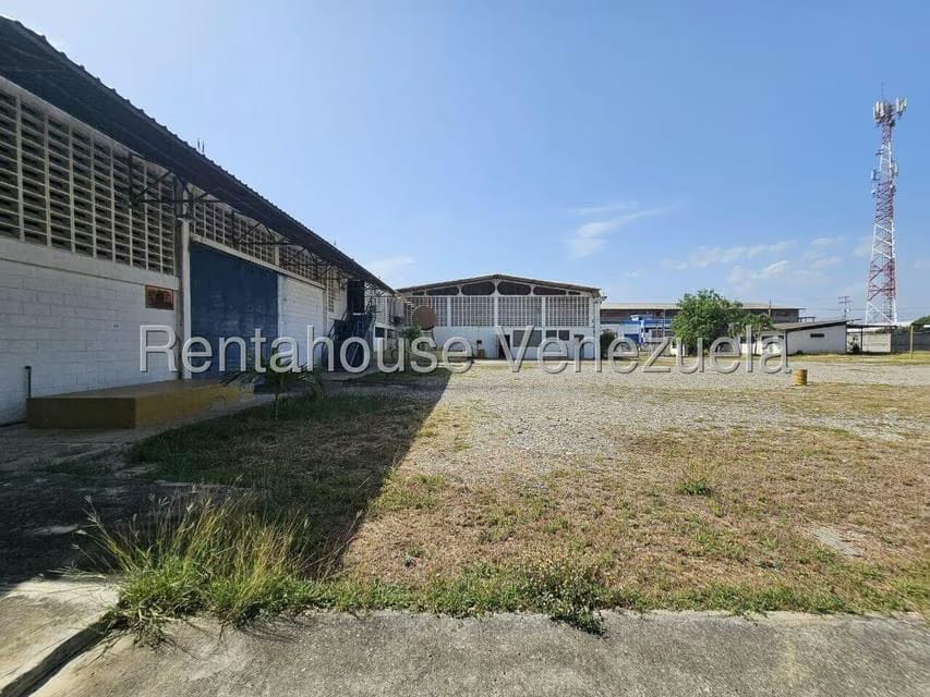 Comercial (Local Comercial) en Venta en Zona Industrial 1, Lara - 47