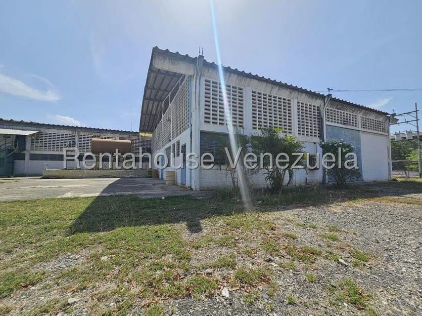 Comercial (Local Comercial) en Venta en Zona Industrial 1, Lara - 10