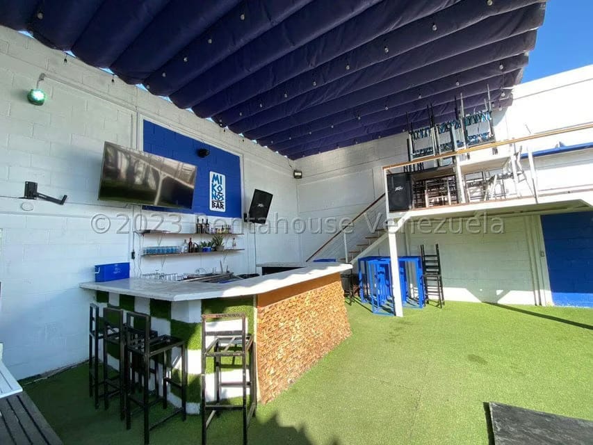 Comercial (Local Comercial) en Venta en Parroquia Juan de Villegas, Lara - 11