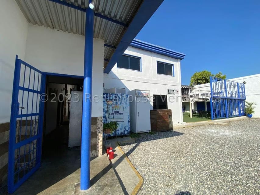 Comercial (Local Comercial) en Venta en Parroquia Juan de Villegas, Lara - 17