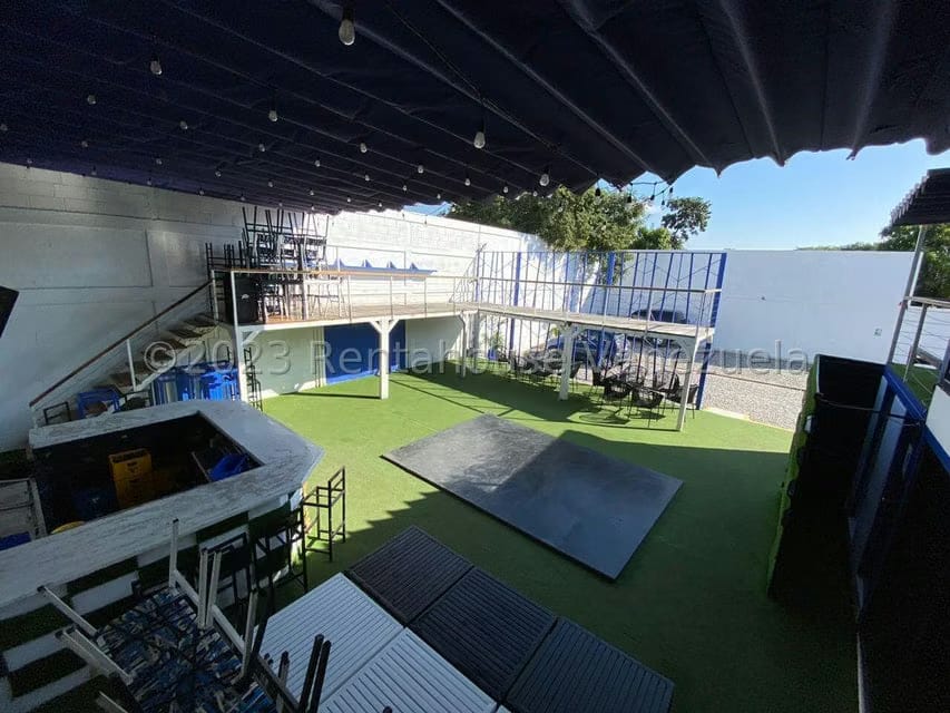 Comercial (Local Comercial) en Venta en Parroquia Juan de Villegas, Lara - 25