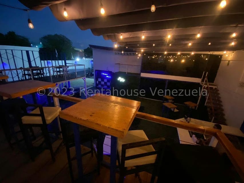 Comercial (Local Comercial) en Venta en Parroquia Juan de Villegas, Lara - 54