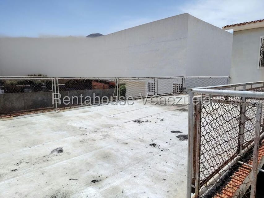 Casa (Duplex) en Venta en Tierra Negra, Zulia - 27