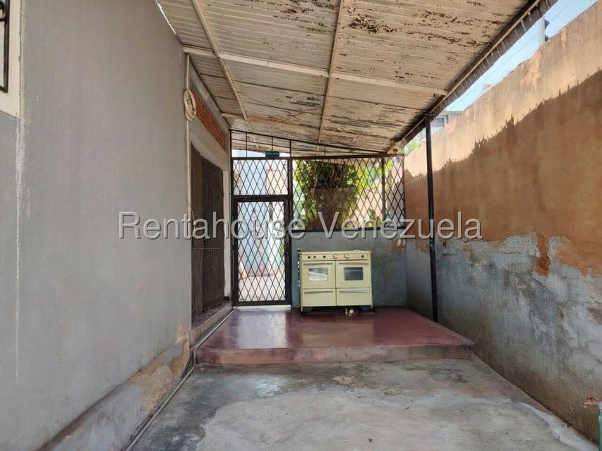 Casa (Duplex) en Venta en Tierra Negra, Zulia - 32