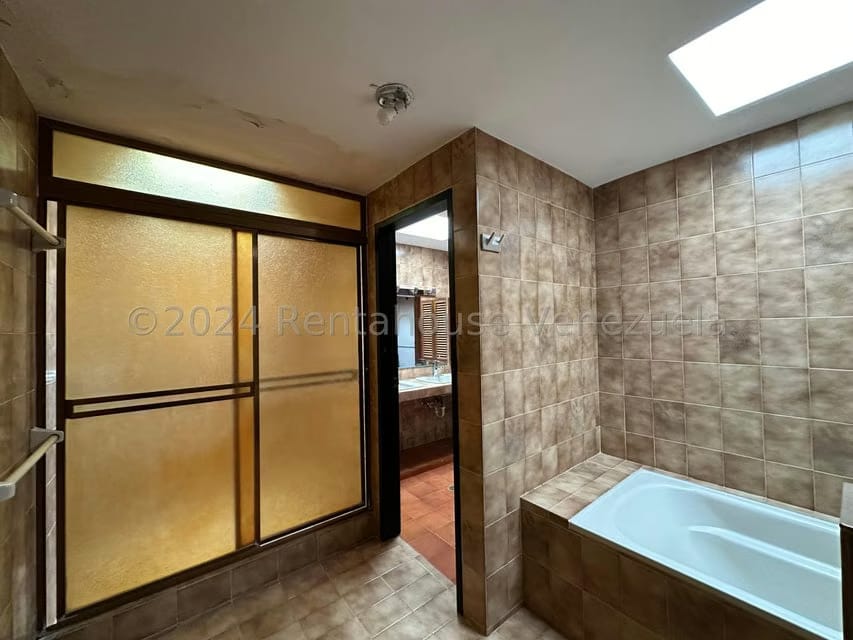 Casa (Duplex) en Venta en Lomas de Palmarito, Aragua - 26