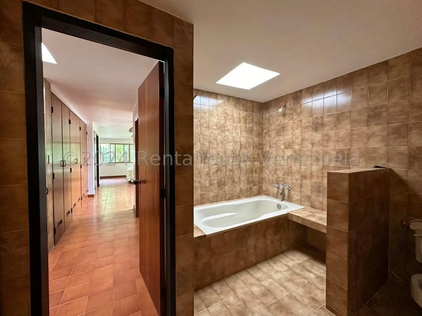 Casa (Duplex) en Venta en Lomas de Palmarito, Aragua - 27