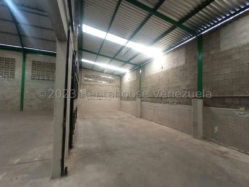 Comercial (Local Comercial) en Venta en Zona Industrial 2, Lara - 19