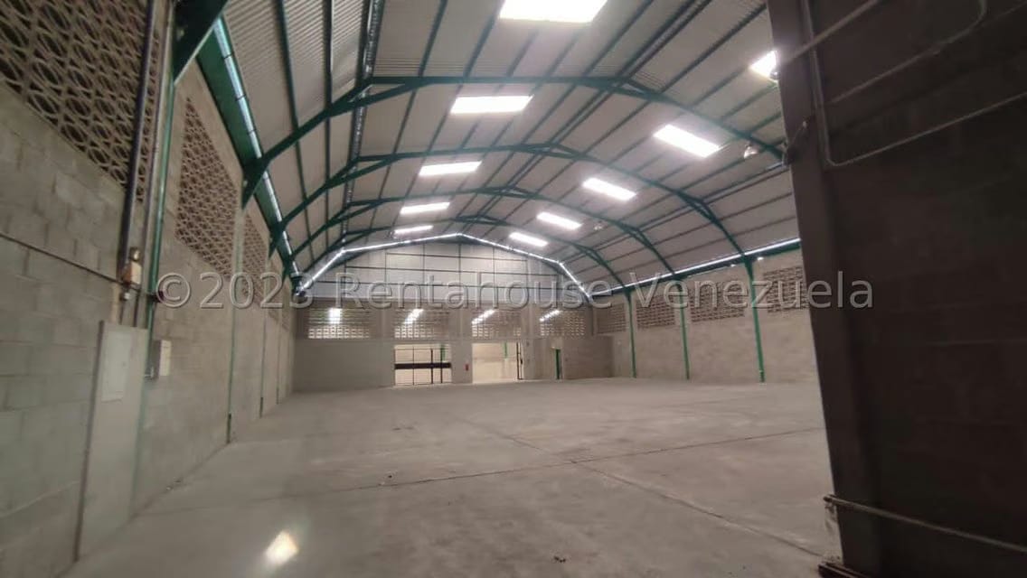 Comercial (Local Comercial) en Venta en Zona Industrial 2, Lara - 22
