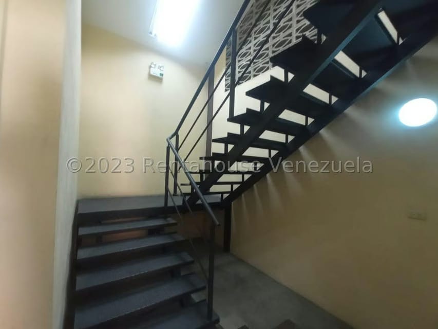 Comercial (Local Comercial) en Venta en Zona Industrial 2, Lara - 5