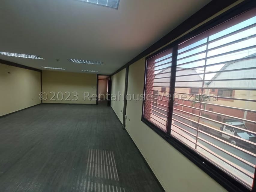 Comercial (Local Comercial) en Venta en Zona Industrial 2, Lara - 9