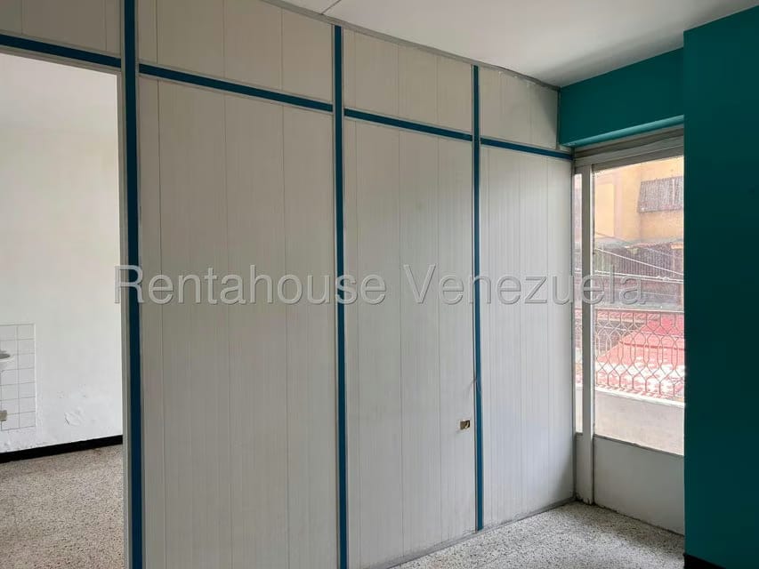 Comercial (Oficina) en Alquiler en Municipio Guaicaipuro, Miranda - 12
