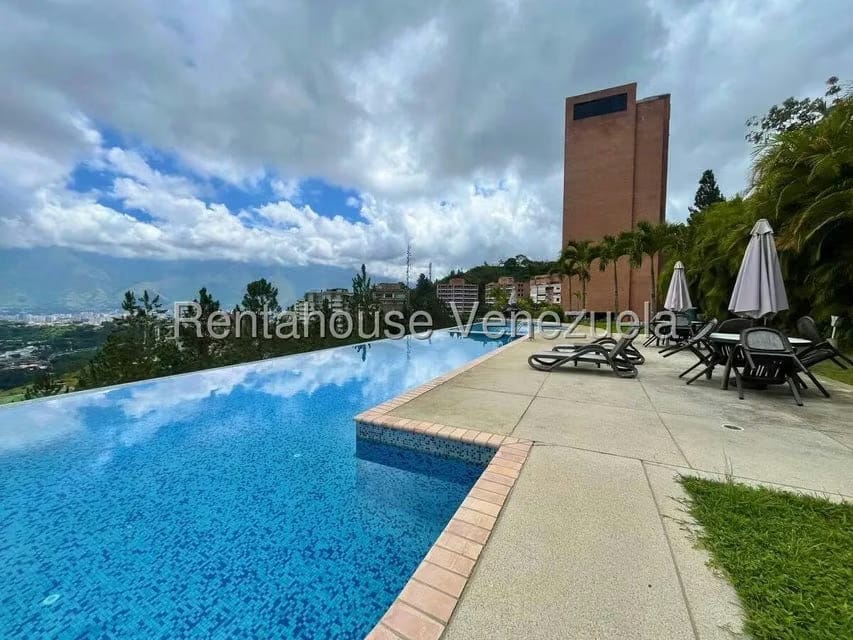 Apartamento (1 Nivel) en Venta en Solar del Hatillo, Distrito Metropolitano - 2