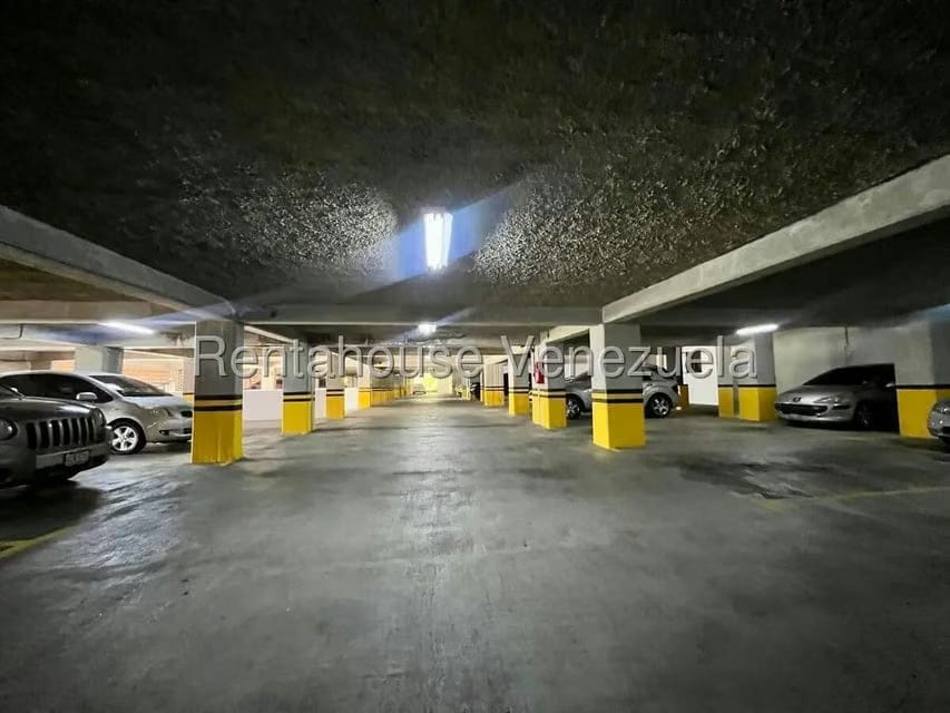 Apartamento (1 Nivel) en Venta en Solar del Hatillo, Distrito Metropolitano - 34