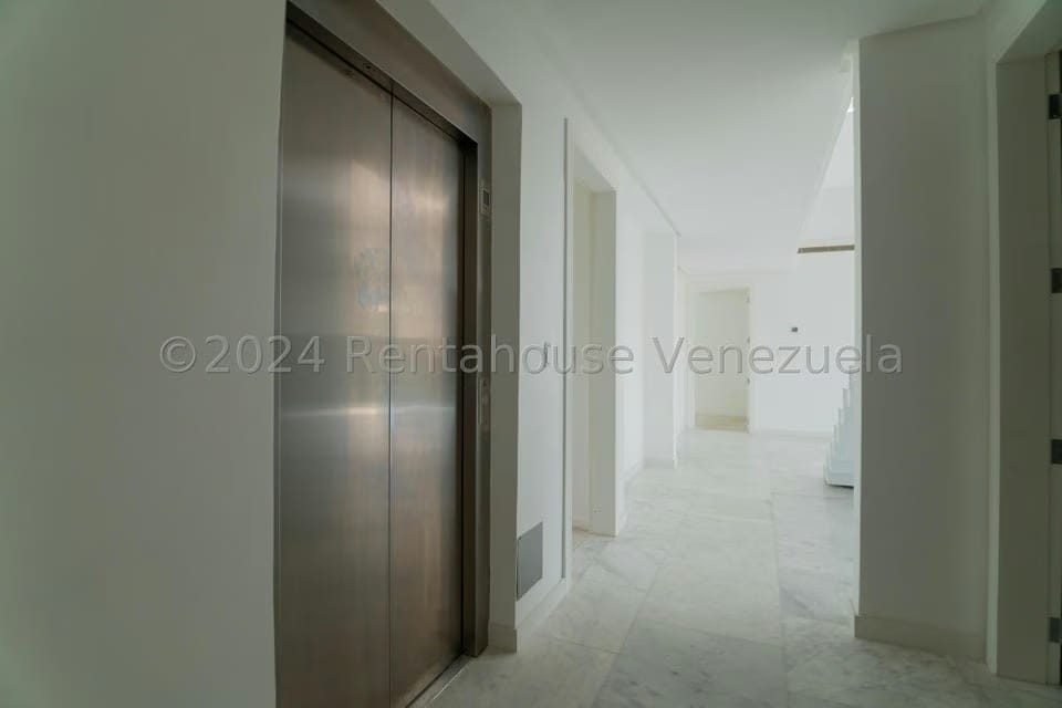Apartamento (Duplex) en Venta en Altamira, Distrito Metropolitano - 29