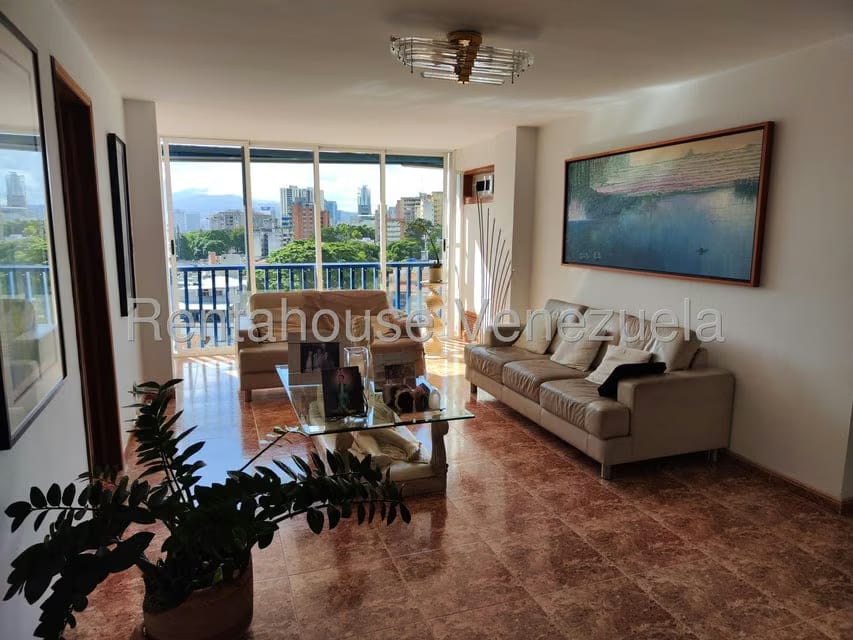 Apartamento (1 Nivel) en Venta en Las Palmas, Distrito Metropolitano - 14