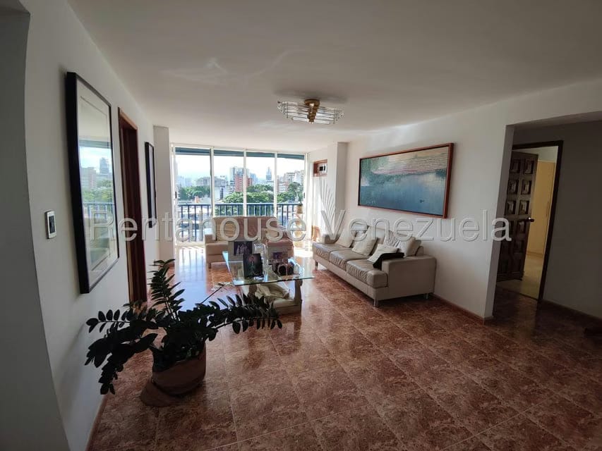 Apartamento (1 Nivel) en Venta en Las Palmas, Distrito Metropolitano - 16