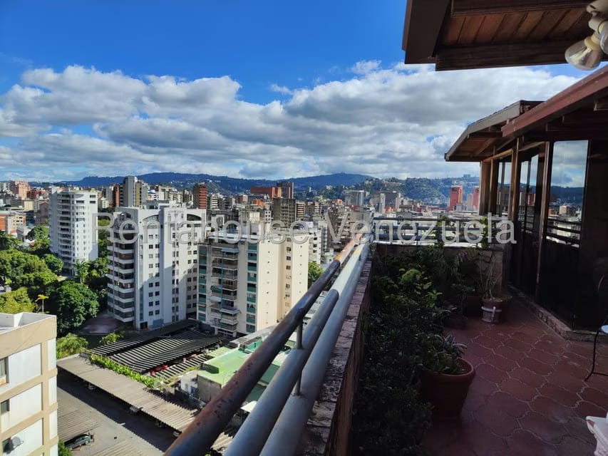 Apartamento (1 Nivel) en Venta en Las Palmas, Distrito Metropolitano - 26