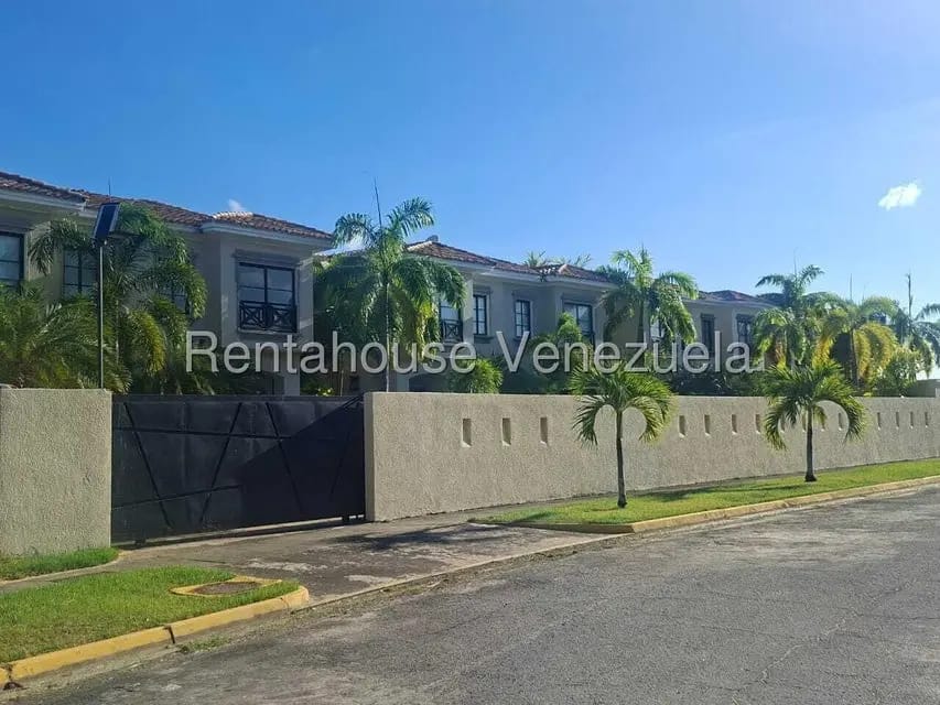 Apartamento (Duplex) en Venta en Puerto Encantado, Miranda