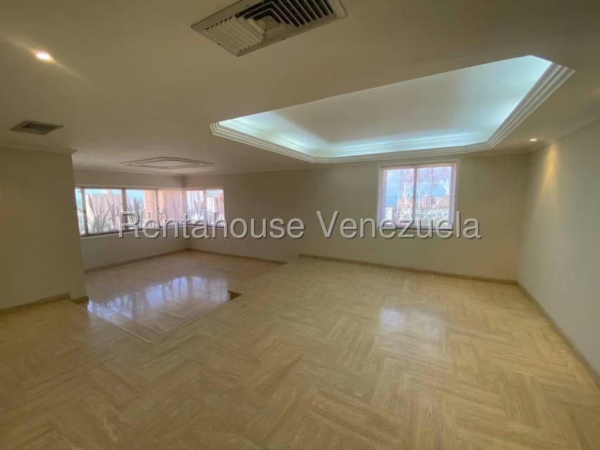Apartamento (1 Nivel) en Alquiler en La Lago, Zulia - 6