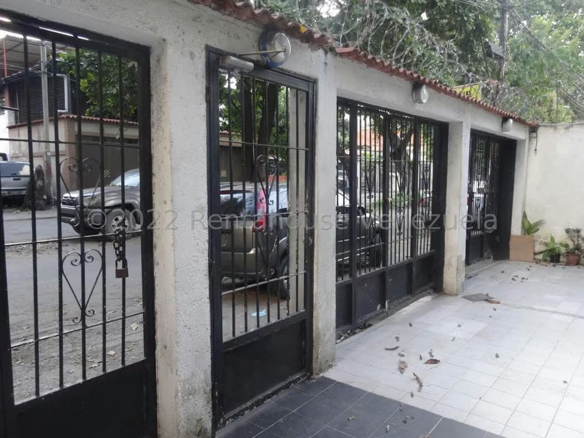 Apartamento (1 Nivel) en Venta en Catia, Distrito Metropolitano - 2
