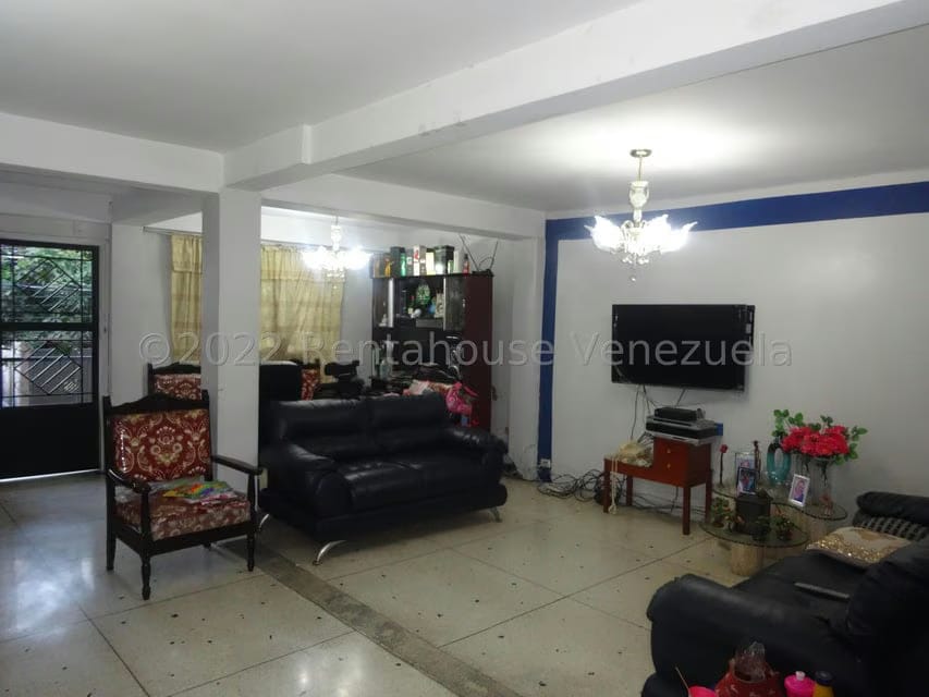 Apartamento (1 Nivel) en Venta en Catia, Distrito Metropolitano - 6