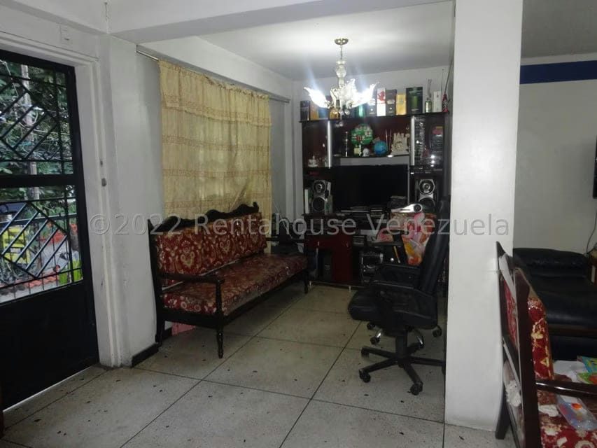 Apartamento (1 Nivel) en Venta en Catia, Distrito Metropolitano - 8