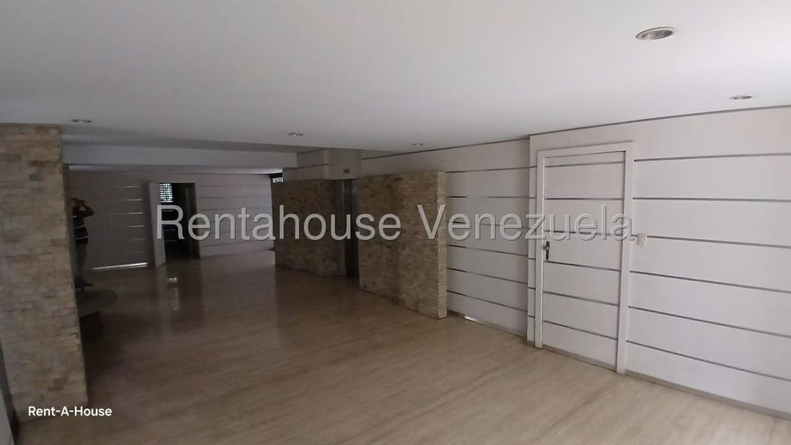 Apartamento (1 Nivel) en Venta en La Florida, Distrito Metropolitano - 13